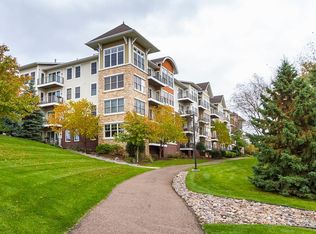 3110 Chestnut St UNIT 308, Chaska, MN 55318