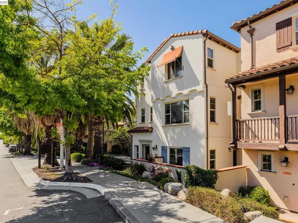 908 Smith Ln, Milpitas, CA 95035