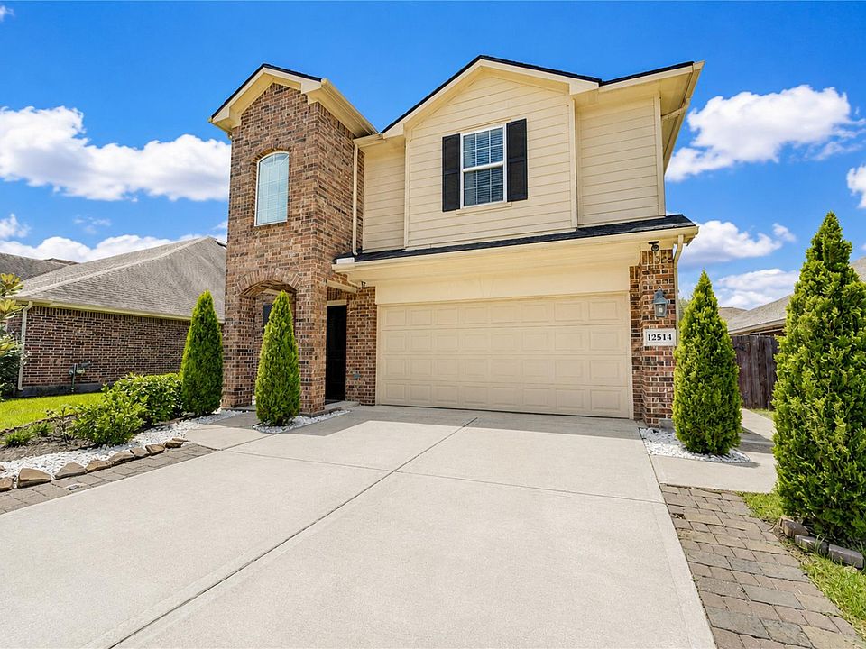1st image of 12514 Colony Hill Ln