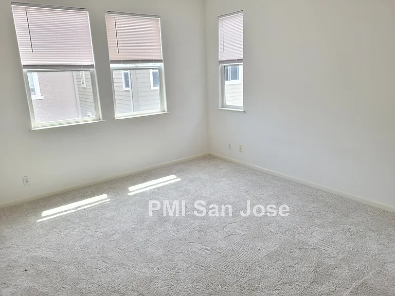 1652 Salamoni Ct — Photo 7