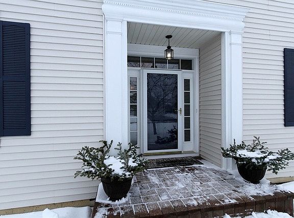 2nd image of 326 Foxford Dr