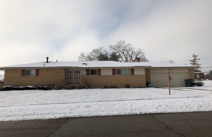 1st image of 907 Accent Park Dr