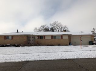 907 Accent Park Dr, Dayton, OH 45417