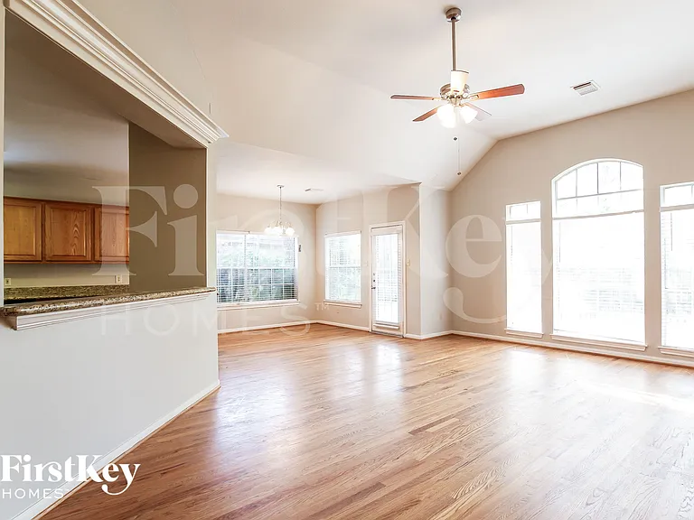 4030 Echo Mountain Dr — Photo 3