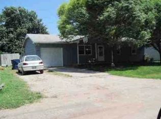 612 Lincoln Ave, Sedgwick, KS 67135
