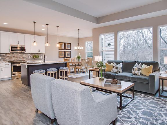 2nd image of 719 Wynding Oaks