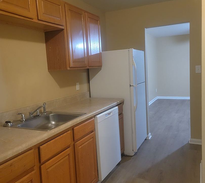 1st image of 157 Delmar Ln APT E