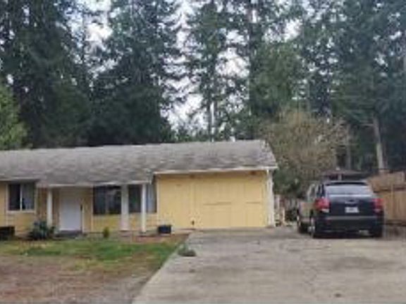 3rd image of 6433 195th Ave E
