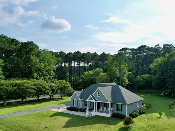 25359 Atlantic St, Accomac, VA 23301