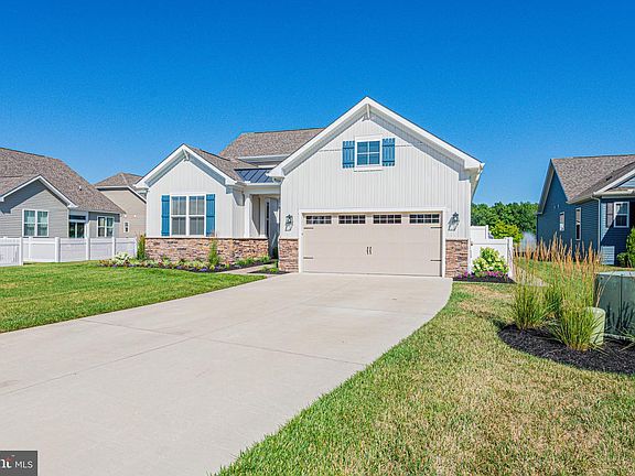 4th image of 31517 Sea Oats Ct