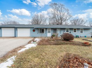 N5868 Lakeview Ct W, Onalaska, WI 54650