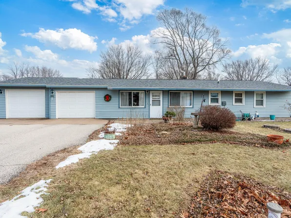 N5868 Lakeview Ct W, Onalaska, WI 54650