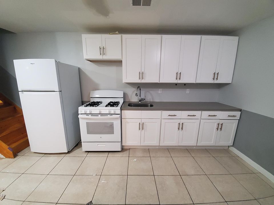 1st image of 16 Sunset Ave #B