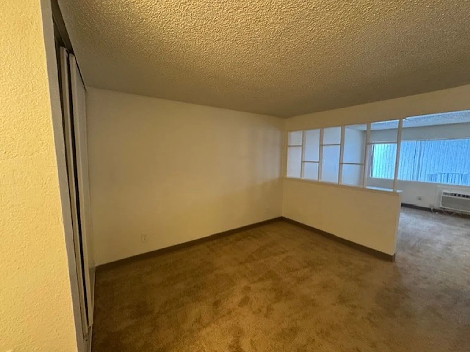 Sugartree Apartments — Photo 4