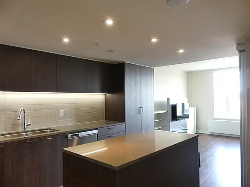 Floor plan 604