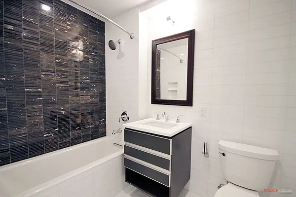 Rented by Modern Spaces | media 36