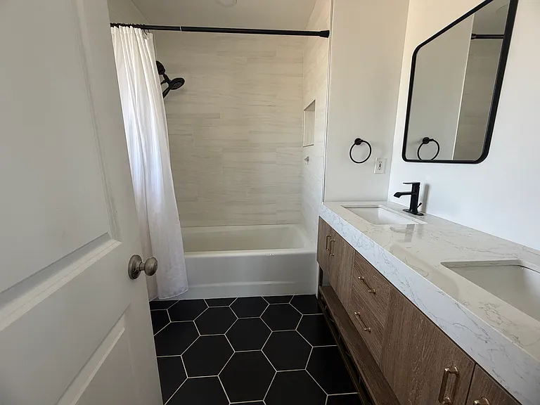 El Azul Cir — Photo 17