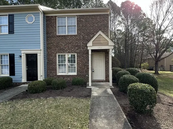 2938 Faversham Pl, Raleigh, NC 27604