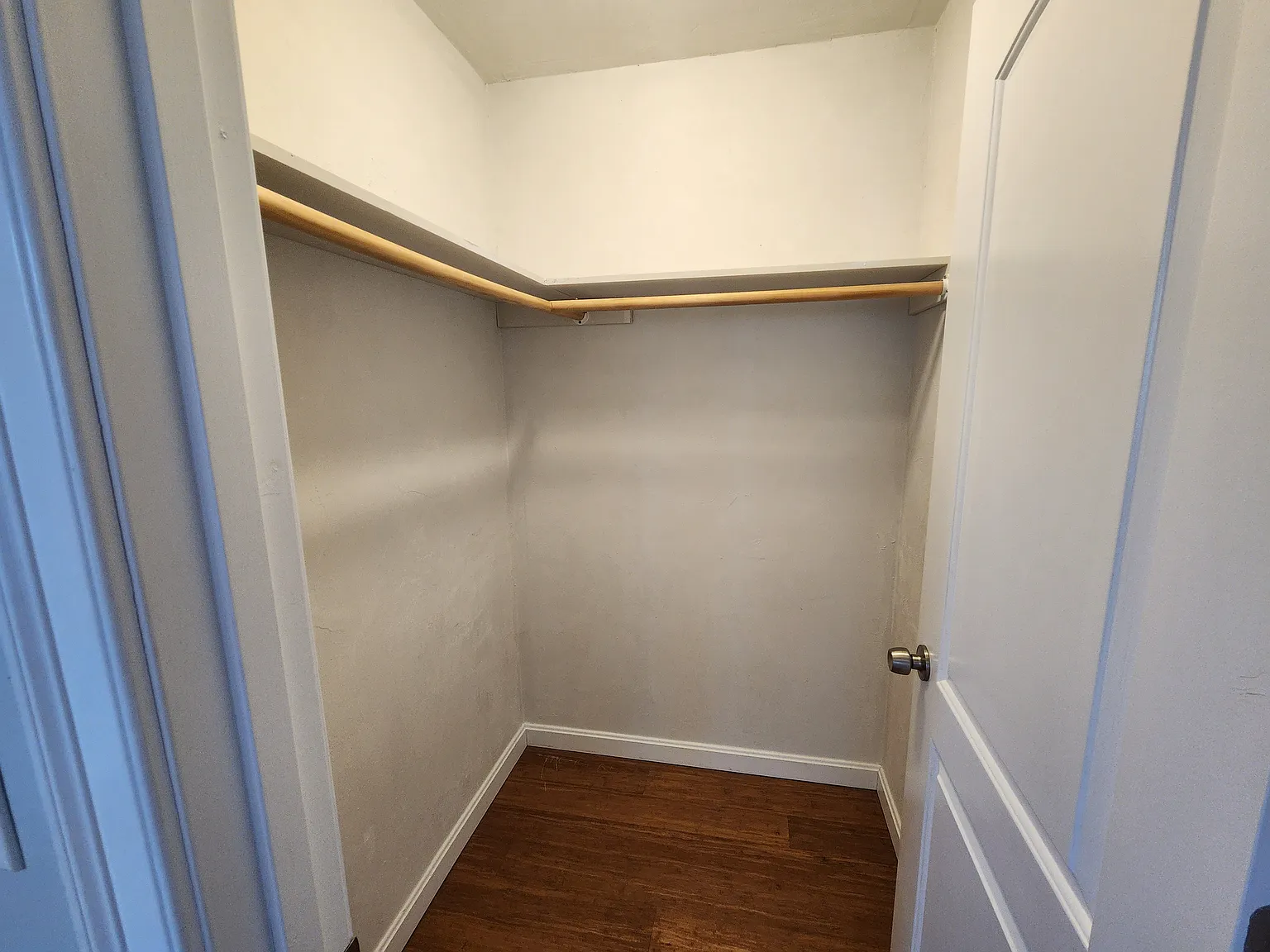 4 bed, $1,200 — Photo 4