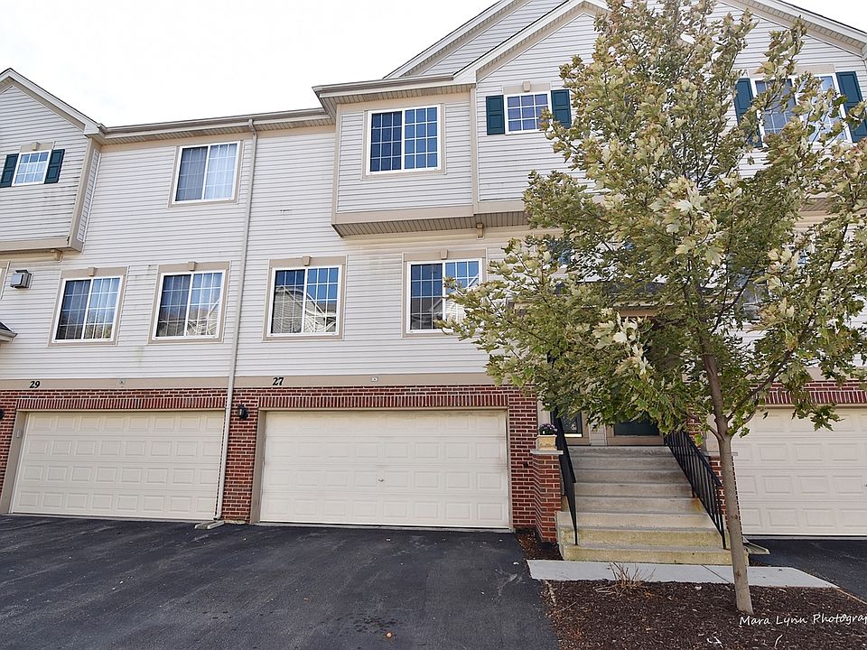 1st image of 27 Monarch Dr #203