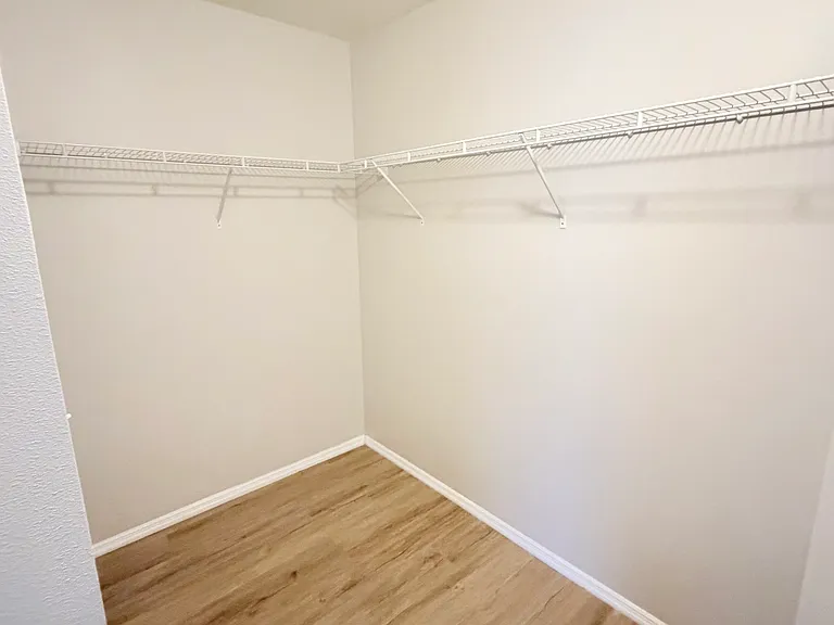 2526 Sandy Beach Ln — Photo 10