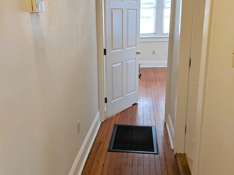 2429 Palmer Ave — Photo 8