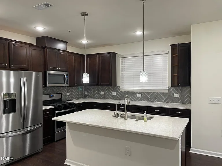 1004 Yatesbury Pl — Photo 27