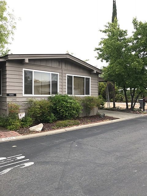 2nd image of 5282 Oakwood Ct