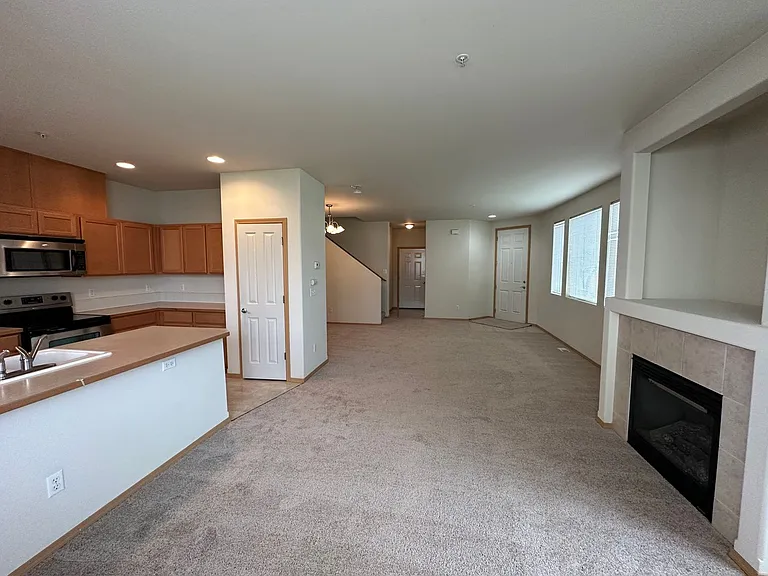 2125 Bobs Hollow Ln #A — Photo 3