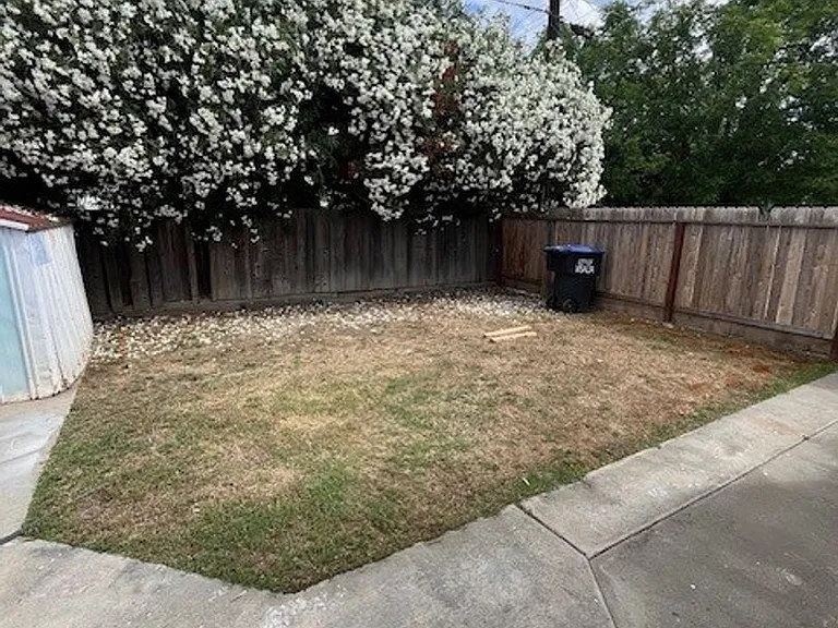 2344 W Walnut Ave — Photo 12