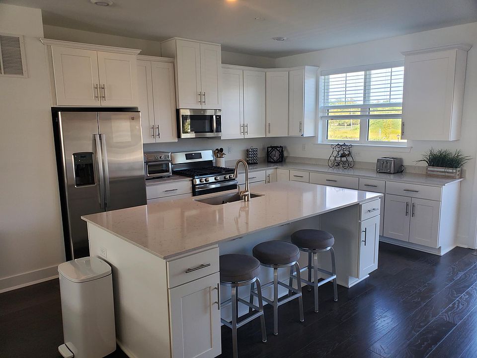 17 Kelly Way, Tinton Falls, NJ 07724 Zillow