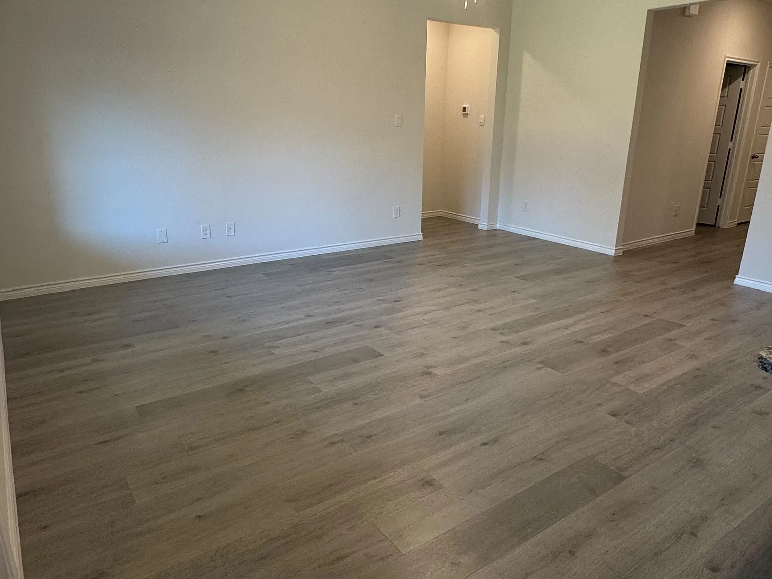 3 bed, 1631 sqft, $2,300 — Photo 3