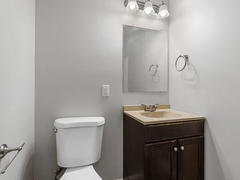 65 Dana Ave — Photo 21