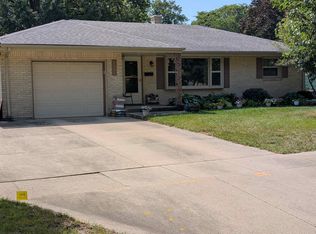 4537 Pembrooke Pl, Rockford, IL 61108