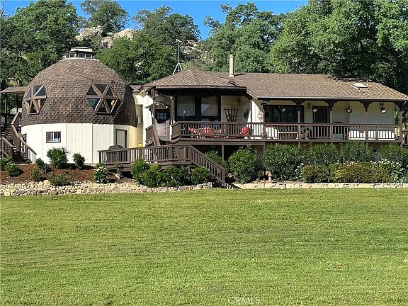 3rd image of 2877 Trower Rd