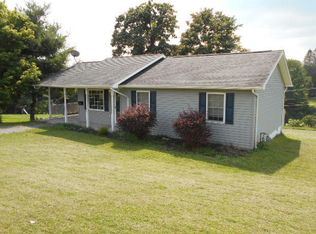 811 Charles St, Ronceverte, WV 24970