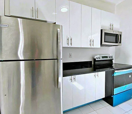 Rented by Bohemia Realty Group | media 13