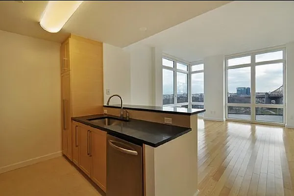 Rented by Corcoran | media 32