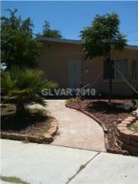 1st image of 1101 Greenway Dr