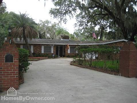 2nd image of 3617 Conway Gardens Rd