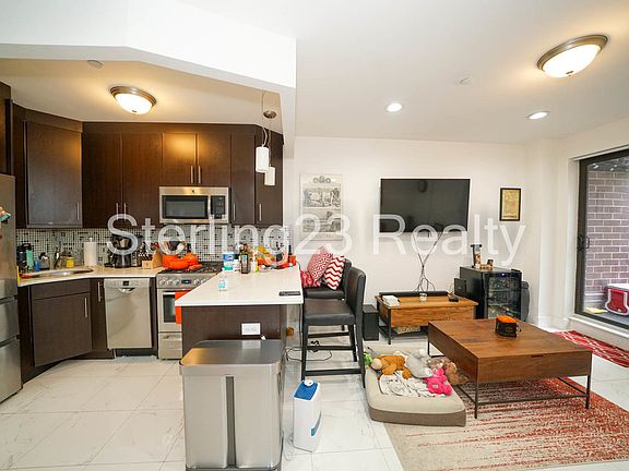 4th image of 2207 Astoria Blvd #1