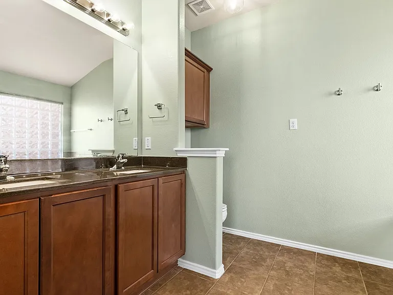 9510 Shimla Dr — Photo 9