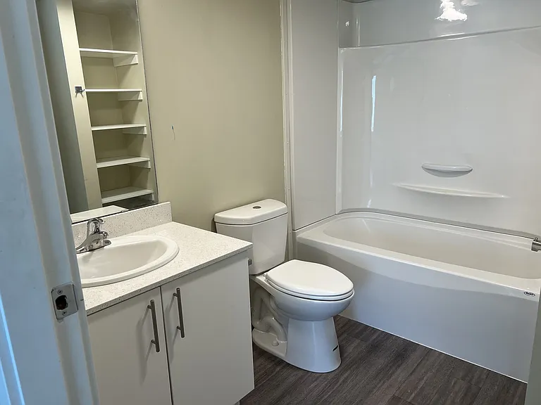 Cubix at Othello Apartments — Photo 161