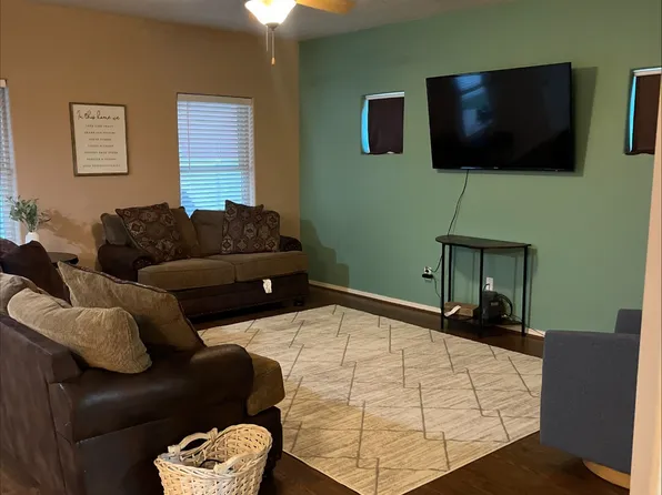 2203 W Washington Ave, Artesia, NM 88210