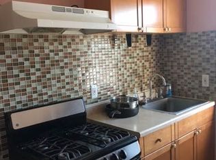 3637 24th St #2, Astoria, NY 11106