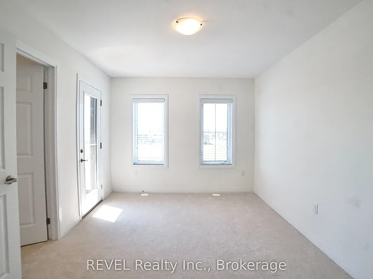 11 Lilac Ln — Photo 11