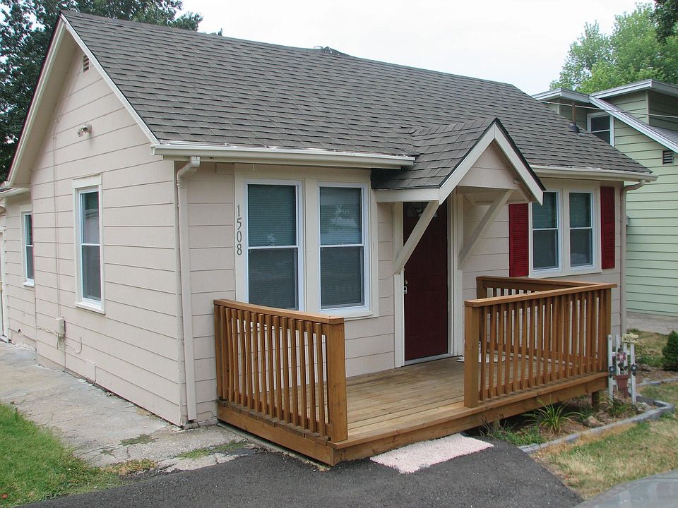 Front Entry & Deck