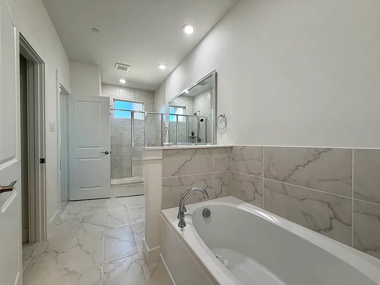 760 Cavitt Ct — Photo 15