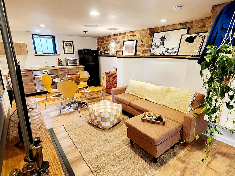 719 Remington St — Photo 2