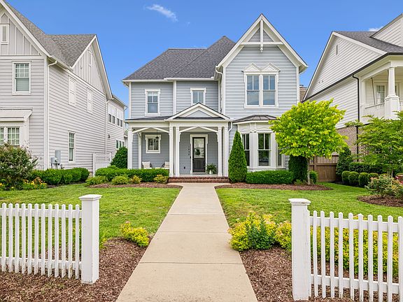 2nd image of 1438 Championship Blvd